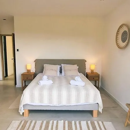 Juca, 10 Pers, Piscine Chauffee, 10 Minutes Villa *