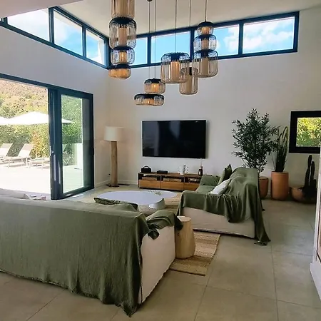 Juca, 10 Pers, Piscine Chauffee, 10 Minutes Villa