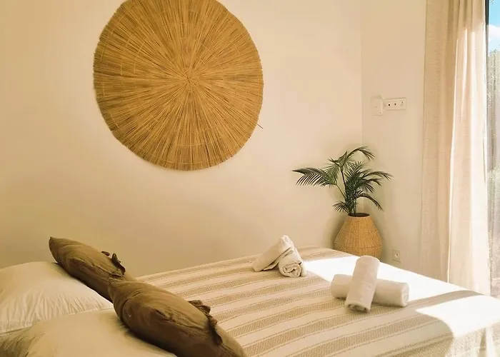 Juca, 10 Pers, Piscine Chauffee, 10 Minutes * Cirendinu